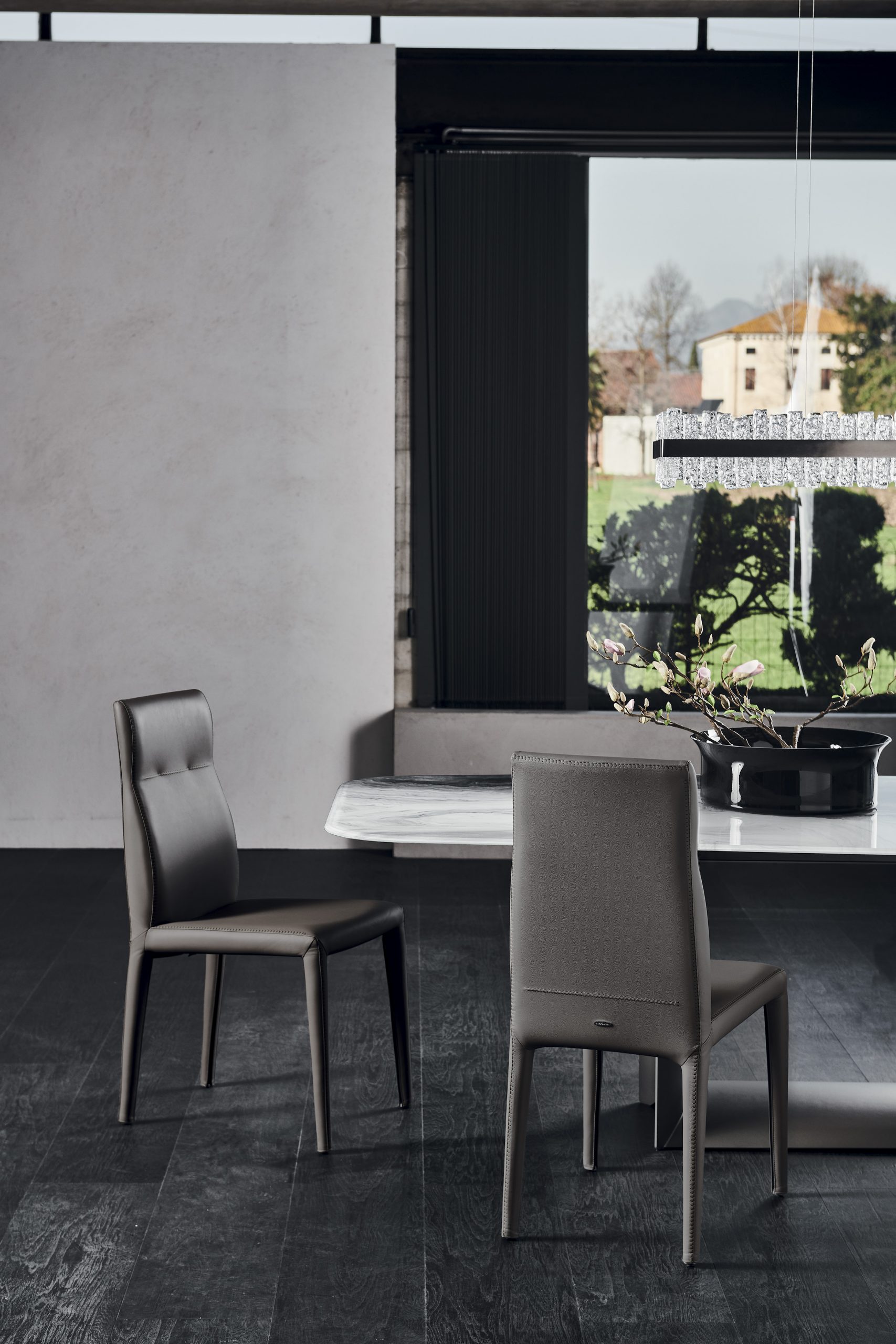 galleryImage