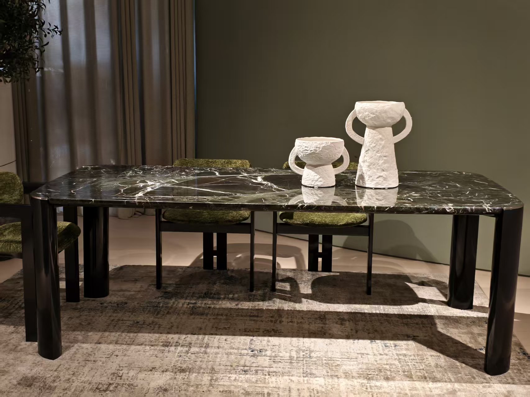 galleryImage